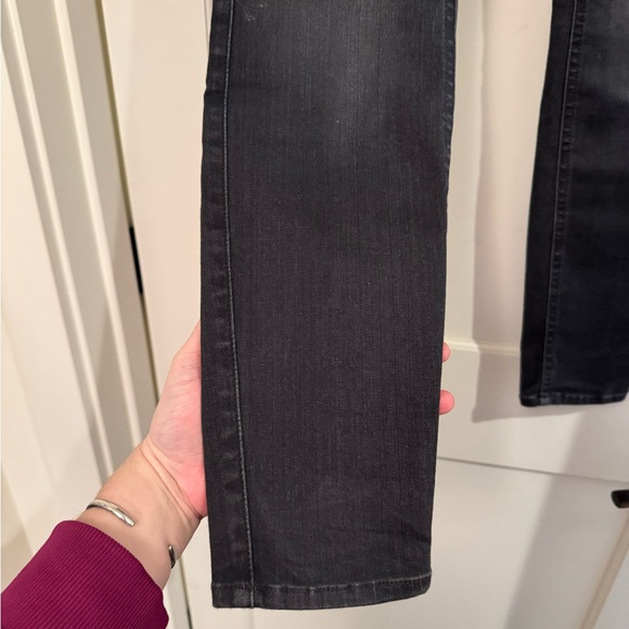 7 For All Mankind High Waist Ankle Skinny Jean - Picture 3 of 6